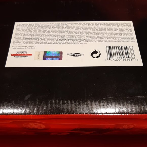 Ferrari Enzo 1:18 Diecast Mattel 2002 - Picture 3 of 4